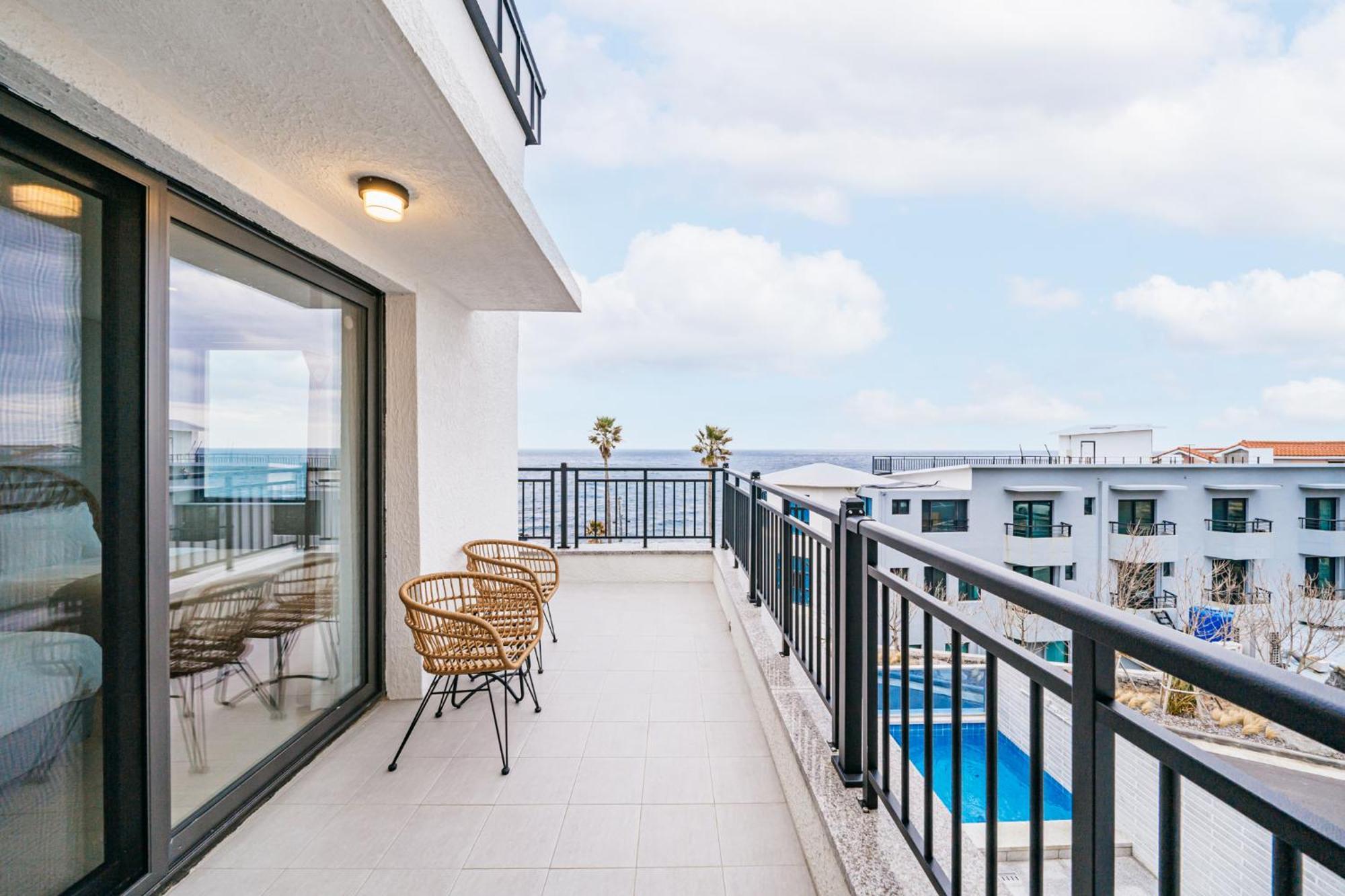ג'גו Ddosi Aewol Pool Villa מראה חיצוני תמונה