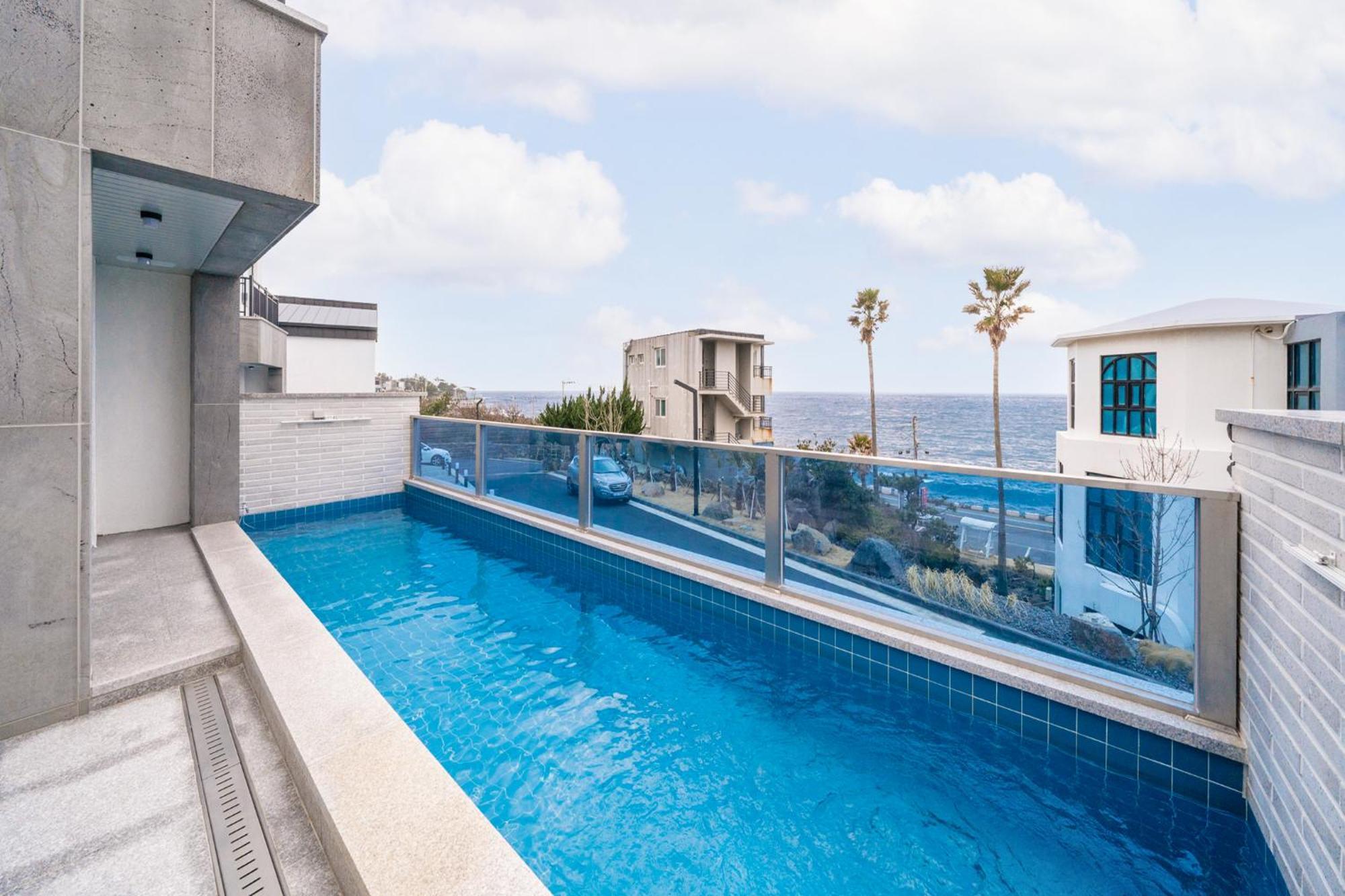 ג'גו Ddosi Aewol Pool Villa מראה חיצוני תמונה