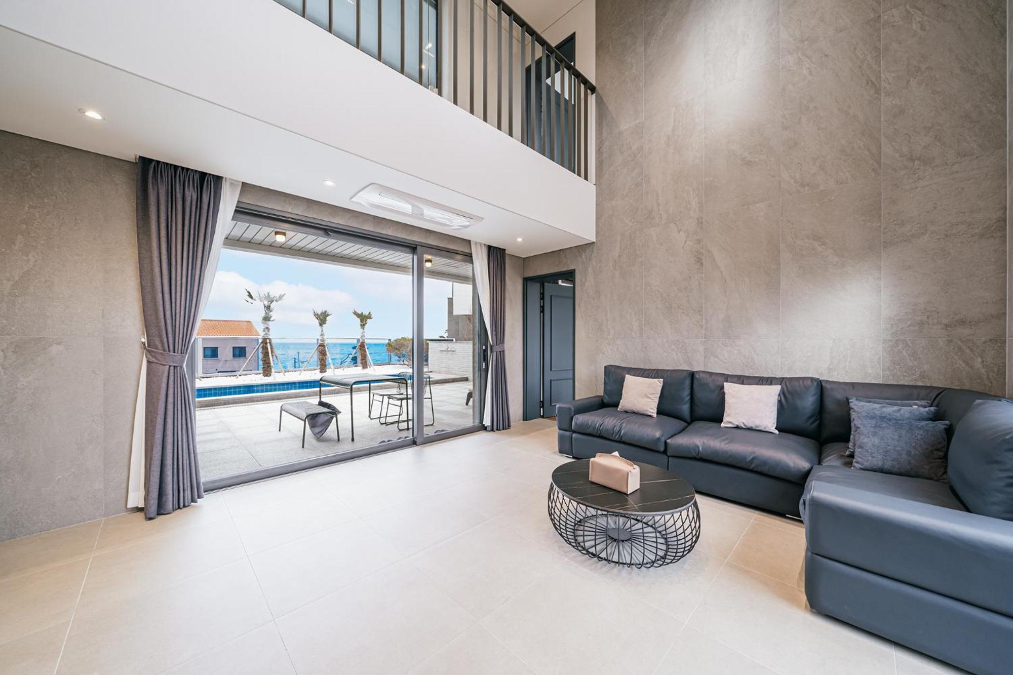 ג'גו Ddosi Aewol Pool Villa מראה חיצוני תמונה
