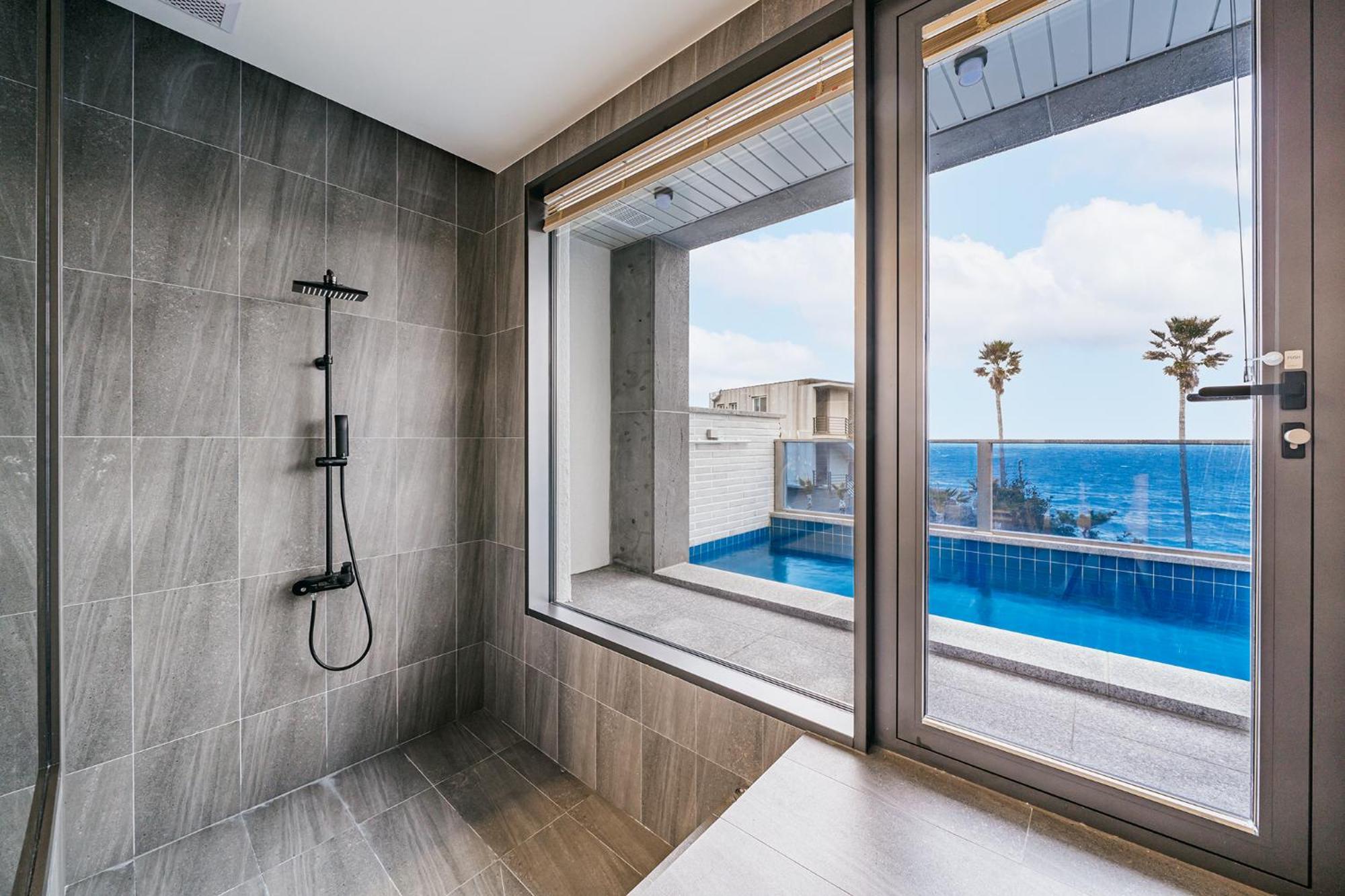 ג'גו Ddosi Aewol Pool Villa מראה חיצוני תמונה