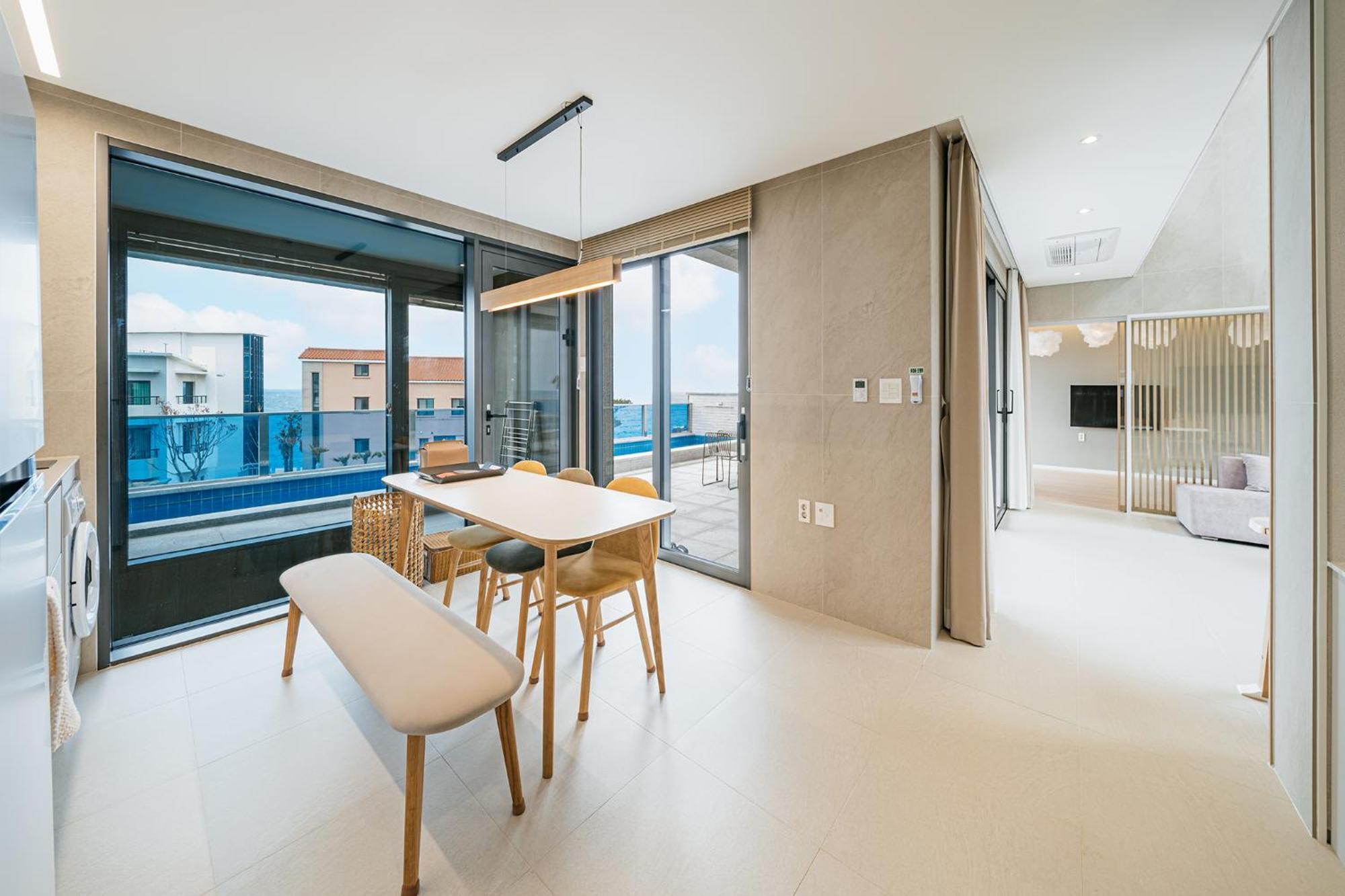 ג'גו Ddosi Aewol Pool Villa מראה חיצוני תמונה